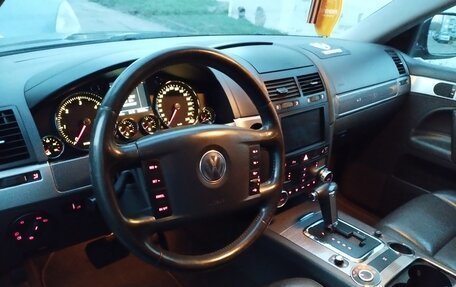 Volkswagen Touareg III, 2006 год, 990 000 рублей, 12 фотография