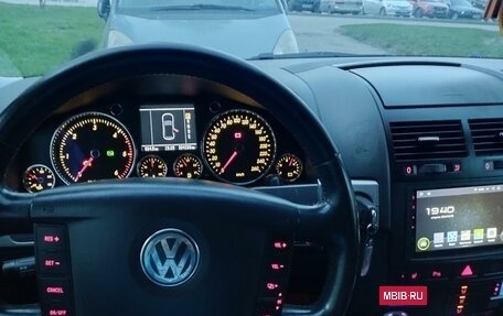 Volkswagen Touareg III, 2006 год, 990 000 рублей, 16 фотография