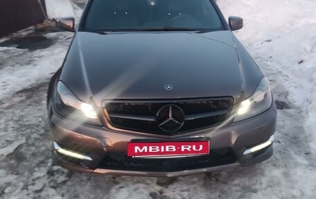 Mercedes-Benz C-Класс, 2012 год, 1 630 000 рублей, 2 фотография