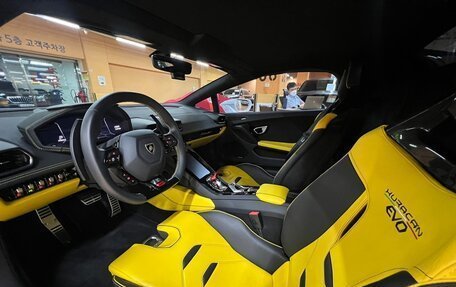 Lamborghini Huracán, 2021 год, 26 380 000 рублей, 7 фотография