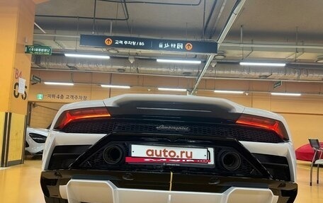 Lamborghini Huracán, 2021 год, 26 380 000 рублей, 5 фотография