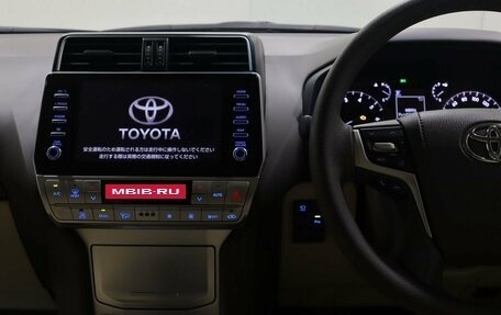 Toyota Land Cruiser Prado 150 рестайлинг 2, 2020 год, 5 380 000 рублей, 16 фотография