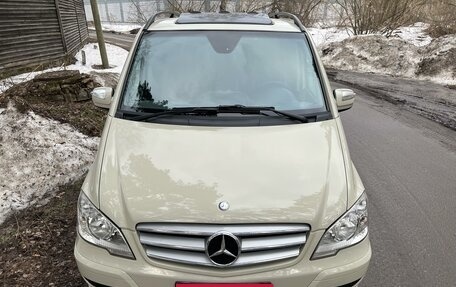Mercedes-Benz Viano, 2010 год, 2 050 000 рублей, 3 фотография