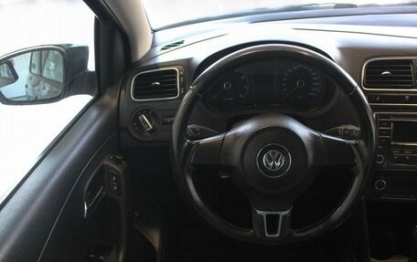 Volkswagen Polo VI (EU Market), 2013 год, 1 030 000 рублей, 10 фотография