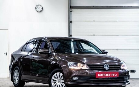 Volkswagen Jetta VI, 2016 год, 1 479 000 рублей, 2 фотография