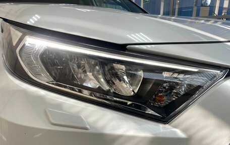 Toyota RAV4, 2021 год, 3 770 000 рублей, 4 фотография