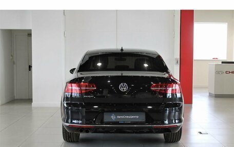 Volkswagen Passat B8 рестайлинг, 2017 год, 2 298 000 рублей, 6 фотография