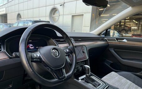 Volkswagen Passat B8 рестайлинг, 2017 год, 2 298 000 рублей, 18 фотография
