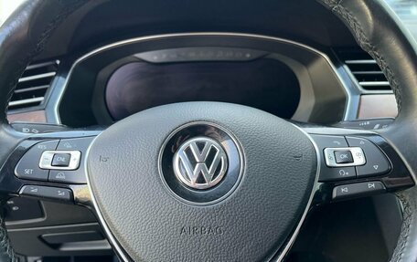 Volkswagen Passat B8 рестайлинг, 2017 год, 2 298 000 рублей, 30 фотография