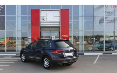 Volkswagen Tiguan II, 2017 год, 2 243 000 рублей, 7 фотография