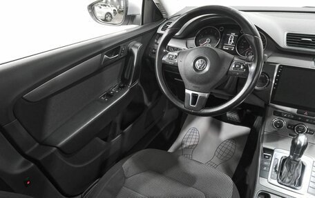 Volkswagen Passat B7, 2012 год, 1 299 000 рублей, 9 фотография