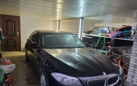 BMW 5 серия, 2013 год, 1 999 000 рублей, 3 фотография