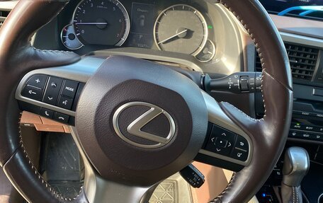 Lexus RX IV рестайлинг, 2017 год, 4 150 000 рублей, 6 фотография