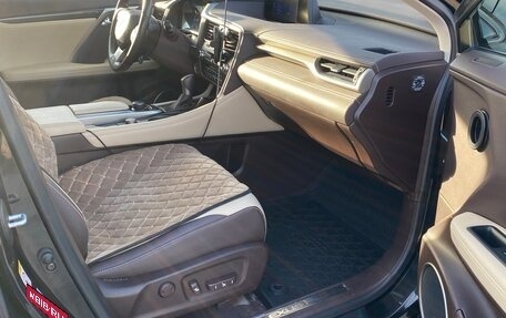 Lexus RX IV рестайлинг, 2017 год, 4 150 000 рублей, 3 фотография