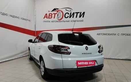 Renault Megane III, 2010 год, 740 000 рублей, 5 фотография