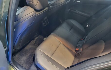 Lexus UX I, 2020 год, 2 900 000 рублей, 8 фотография