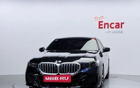 BMW 5 серия, 2024 год, 10 200 000 рублей, 3 фотография
