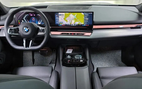 BMW 5 серия, 2024 год, 10 200 000 рублей, 7 фотография