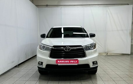 Toyota Highlander III, 2013 год, 3 400 000 рублей, 2 фотография