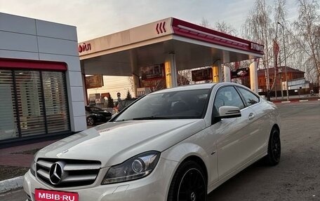Mercedes-Benz C-Класс, 2012 год, 1 550 000 рублей, 10 фотография