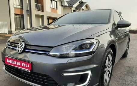Volkswagen Golf VII, 2018 год, 1 999 999 рублей, 4 фотография