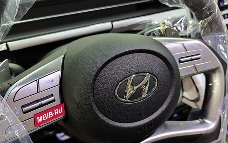 Hyundai Staria, 2023 год, 6 413 000 рублей, 14 фотография