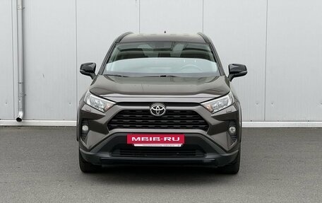 Toyota RAV4, 2021 год, 3 649 000 рублей, 2 фотография