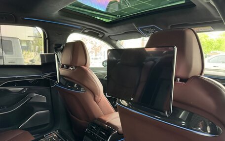 Audi S8, 2023 год, 23 100 000 рублей, 13 фотография
