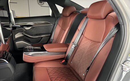 Audi S8, 2023 год, 23 100 000 рублей, 16 фотография