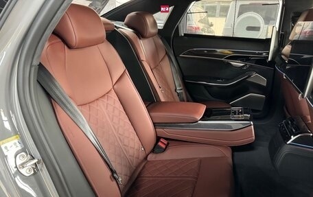 Audi S8, 2023 год, 23 100 000 рублей, 17 фотография