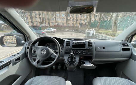 Volkswagen Caravelle T5, 2011 год, 1 500 000 рублей, 5 фотография