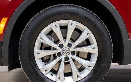 Volkswagen Tiguan II, 2018 год, 21 500 рублей, 25 фотография