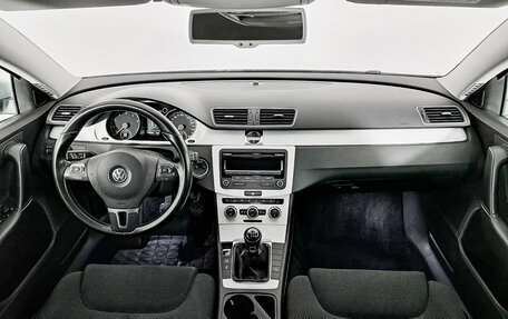 Volkswagen Passat B7, 2012 год, 1 249 000 рублей, 14 фотография