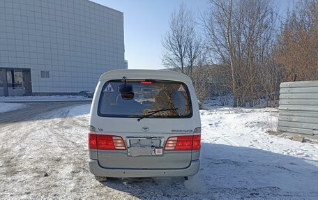 Toyota Grand HiAce I, 2001 год, 1 400 000 рублей, 2 фотография