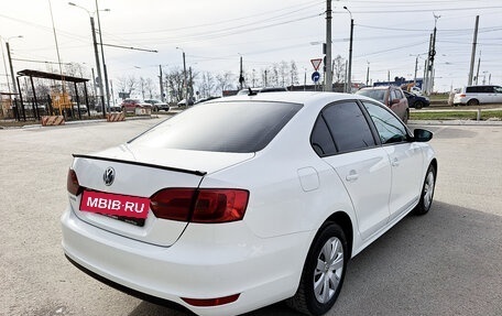 Volkswagen Jetta VI, 2014 год, 1 099 000 рублей, 5 фотография