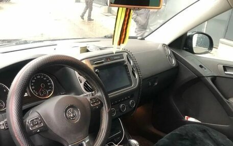 Volkswagen Tiguan I, 2016 год, 1 799 000 рублей, 5 фотография
