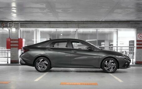 Hyundai Elantra, 2023 год, 2 690 000 рублей, 8 фотография