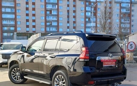 Toyota Land Cruiser Prado 150 рестайлинг 2, 2018 год, 5 199 000 рублей, 4 фотография