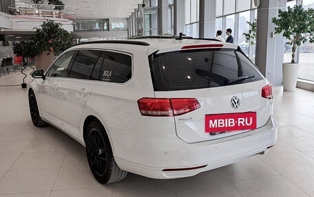 Volkswagen Passat B8 рестайлинг, 2019 год, 2 699 000 рублей, 7 фотография