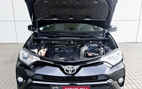 Toyota RAV4, 2018 год, 3 139 000 рублей, 9 фотография
