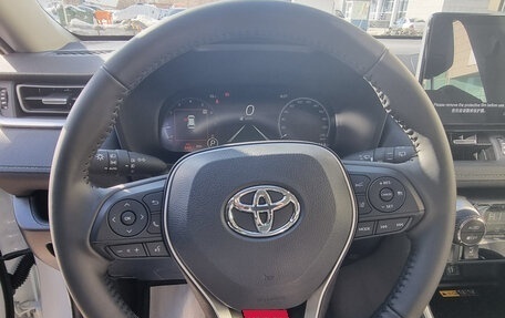 Toyota RAV4, 2023 год, 4 500 000 рублей, 27 фотография