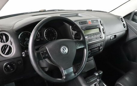 Volkswagen Tiguan I, 2010 год, 1 098 000 рублей, 17 фотография