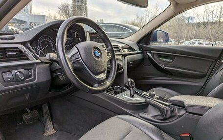 BMW 3 серия, 2017 год, 1 700 000 рублей, 10 фотография