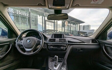BMW 3 серия, 2017 год, 1 700 000 рублей, 23 фотография