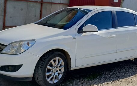 Opel Astra H, 2012 год, 920 000 рублей, 2 фотография