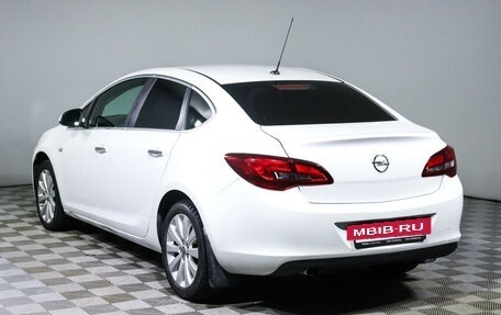 Opel Astra J, 2014 год, 1 070 000 рублей, 15 фотография