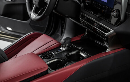 Lexus RX IV рестайлинг, 2023 год, 11 969 999 рублей, 9 фотография