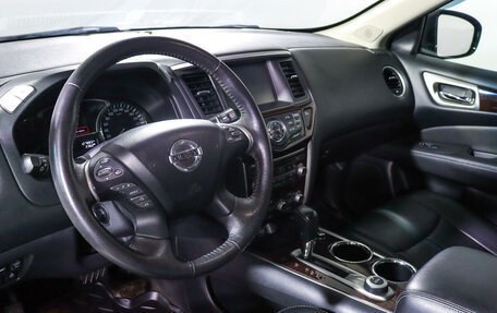 Nissan Pathfinder, 2015 год, 2 200 000 рублей, 14 фотография
