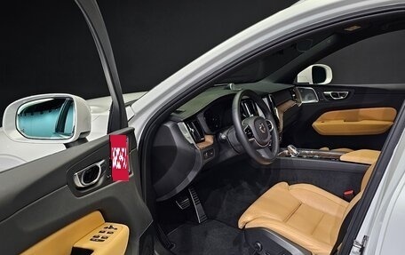 Volvo XC60 II, 2021 год, 3 354 000 рублей, 10 фотография