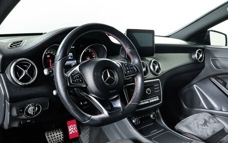 Mercedes-Benz CLA, 2016 год, 2 420 000 рублей, 15 фотография